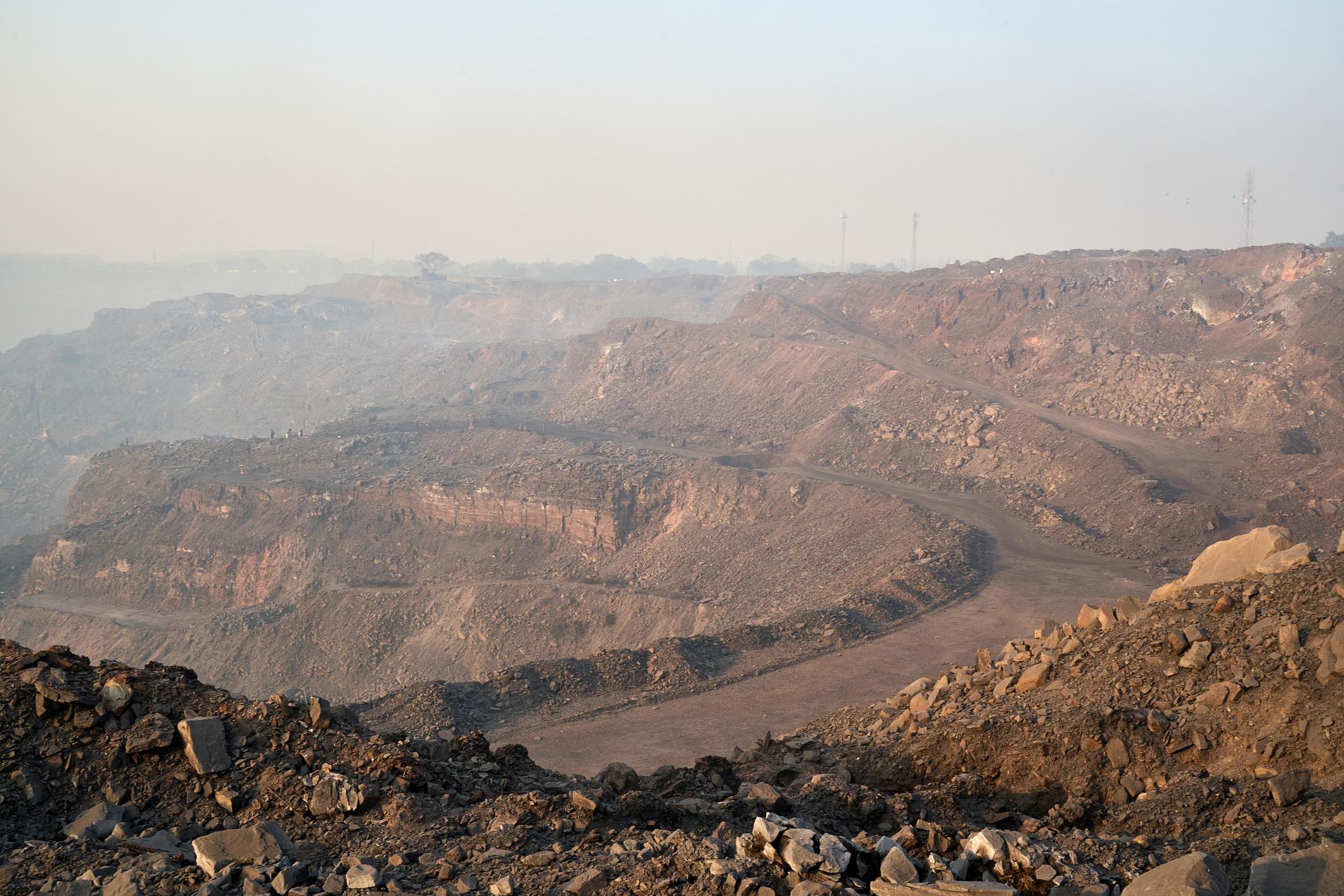 Coal stockpile management under India coal imports reduction initiative