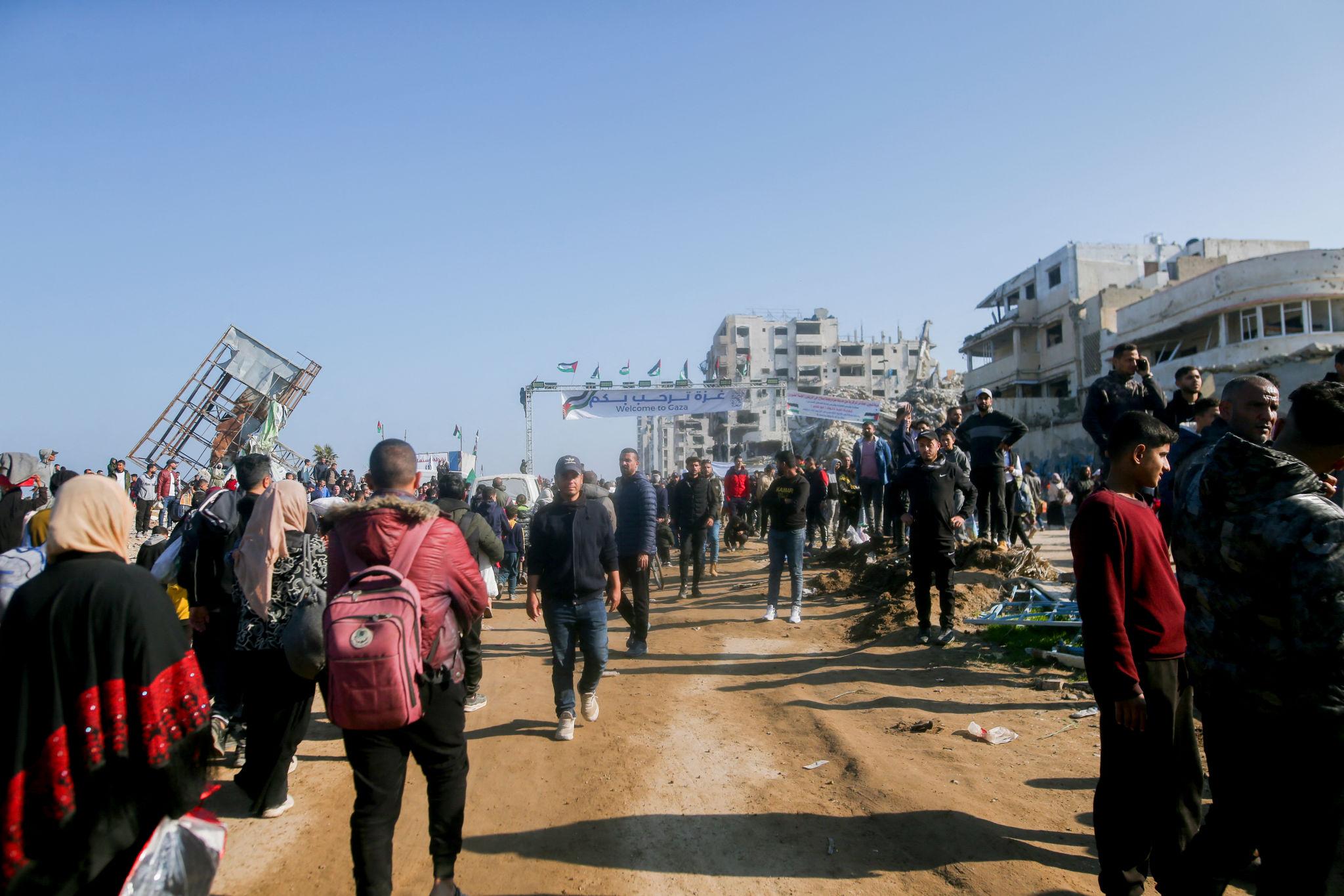 Gaza Returnees Abuse Allegations Emerge After Screening by Israeli Forces 1 Gaza returnees abuse reported as civilians are searched by forces