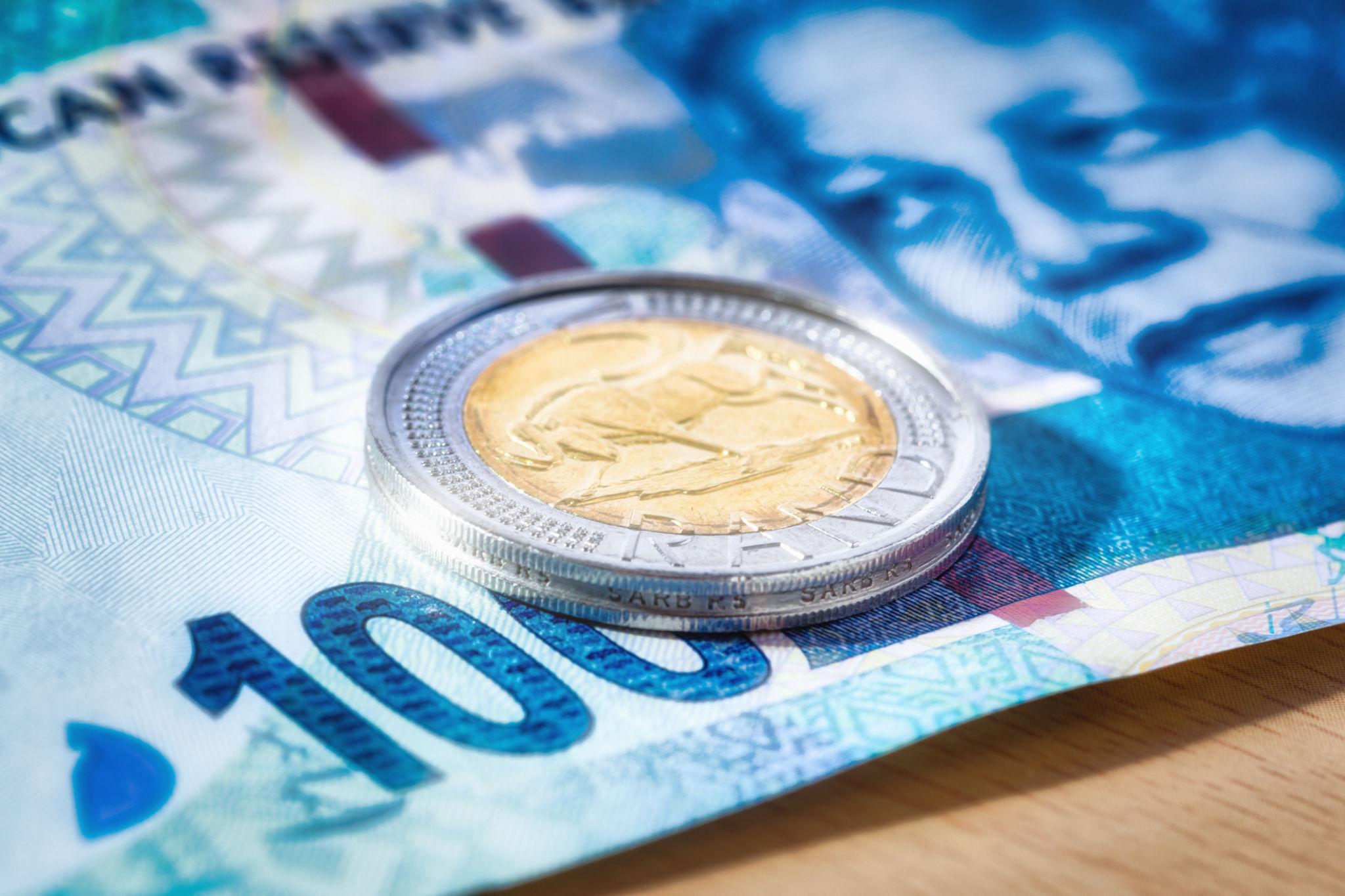 South Africa economy outlook supported by rand performance in currency trading market
