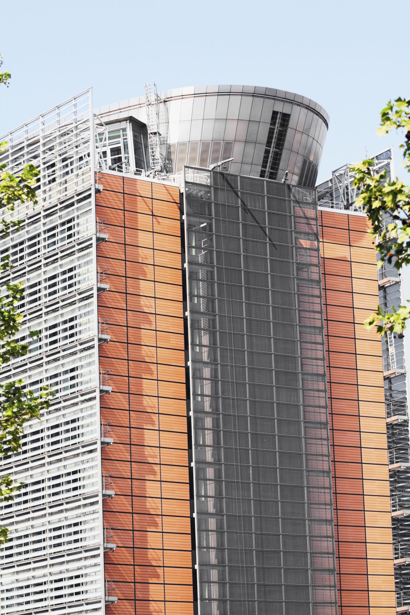 EU Sanctions Policy Sparks Economic Tension Brussels 2026 3 European Council summit discussing EU sanctions policy measures in Brussels