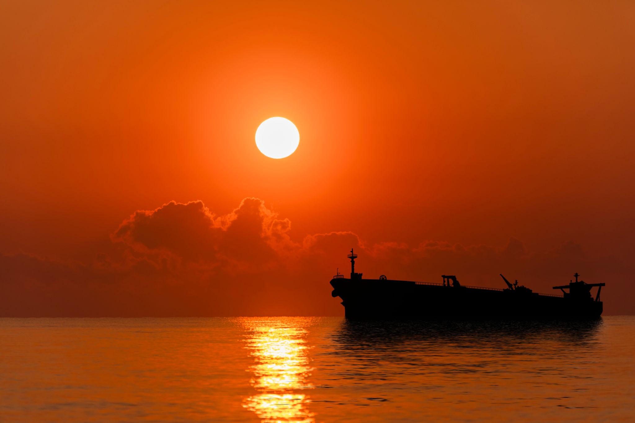 Strait of Hormuz tensions as three ships pass through strategic waterway