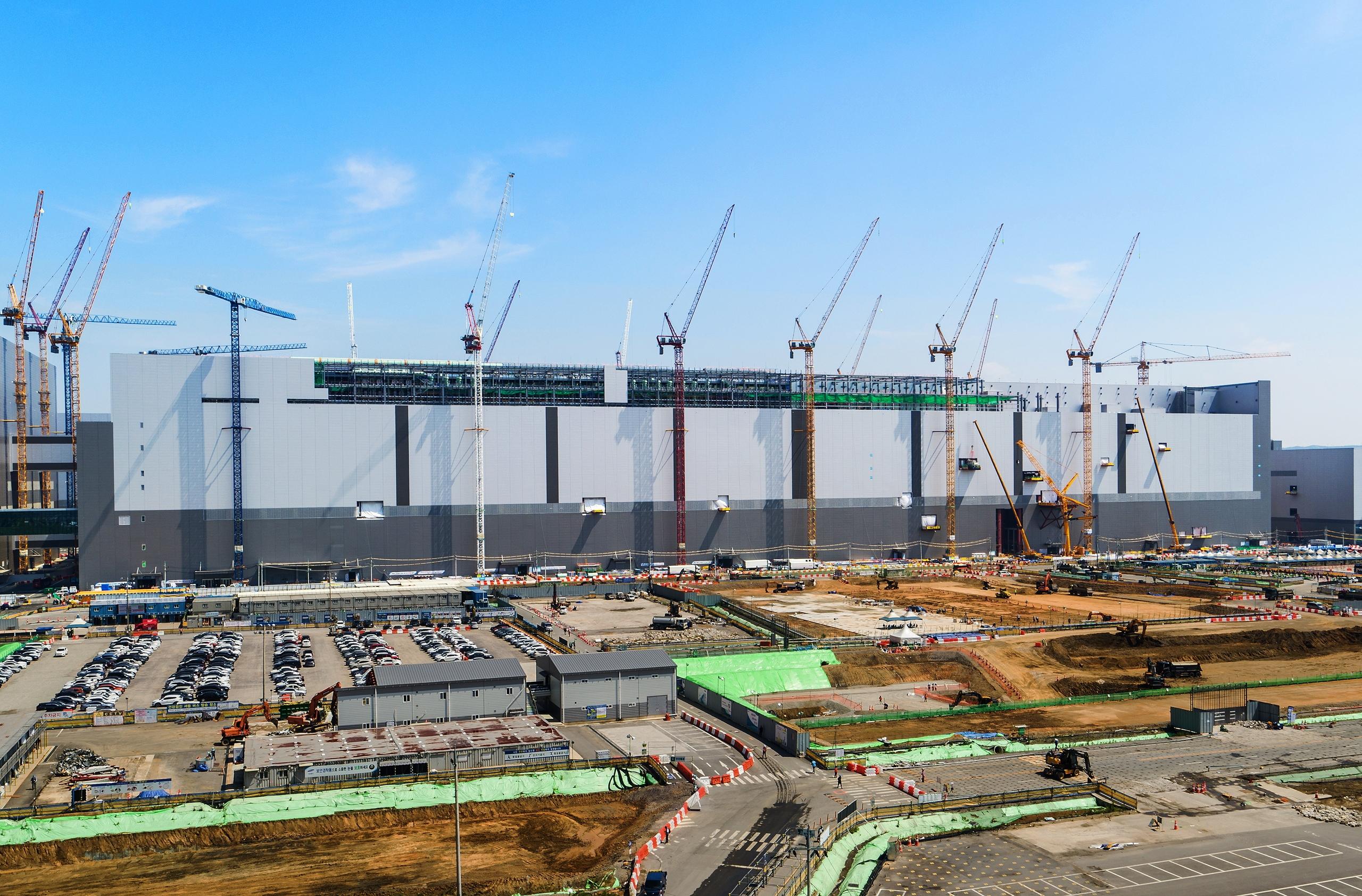SanDisk Jumps on AI Boom, Secures Big Deals and Buyback San Jose 2026 4 SanDisk SSD storage growth driven by AI infrastructure investment news in 2026