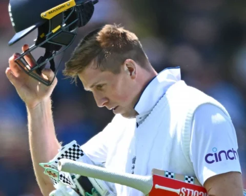 Zak Crawley defends Harry Brook over third test dismissal