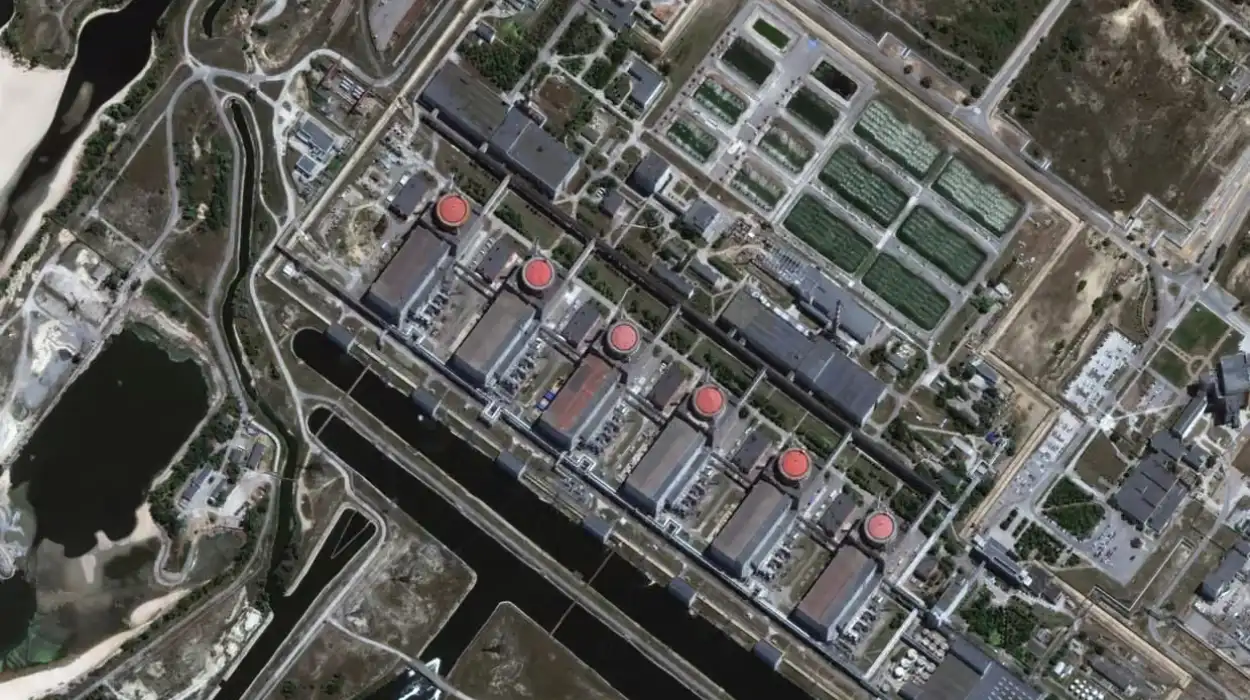 Zaporizhzhia nuclear plant enters third day without power