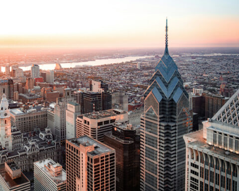 Investor confidence strategy highlighted in quarterly earnings presentation