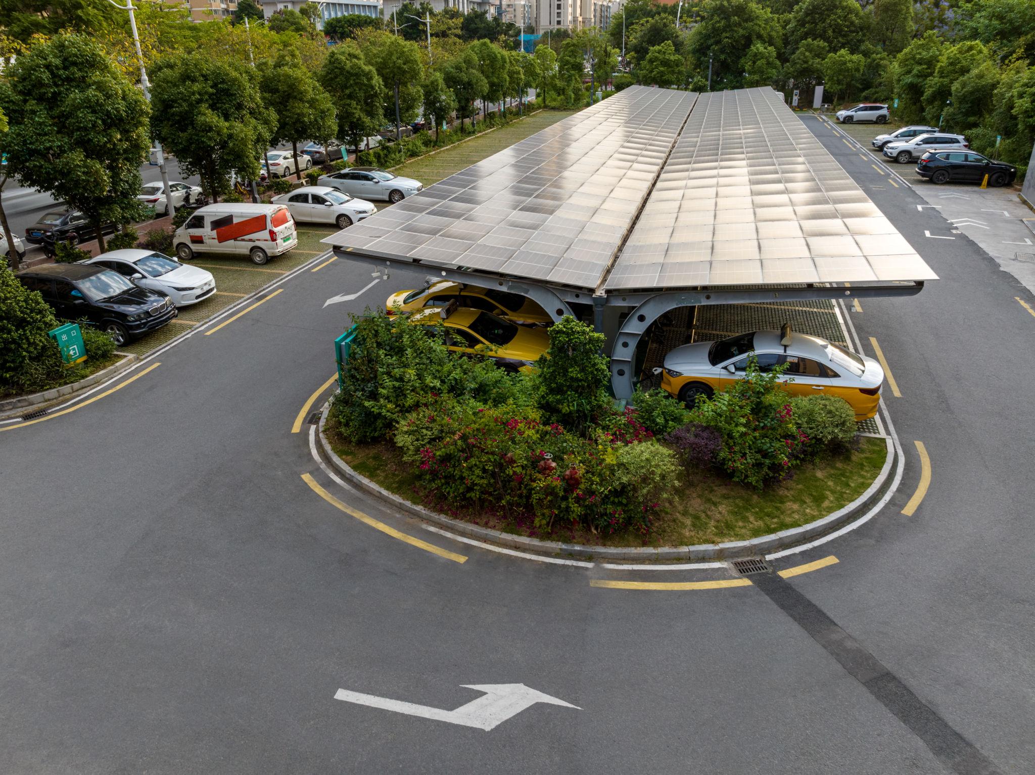 EV market China growth supported by expanding charging station infrastructure