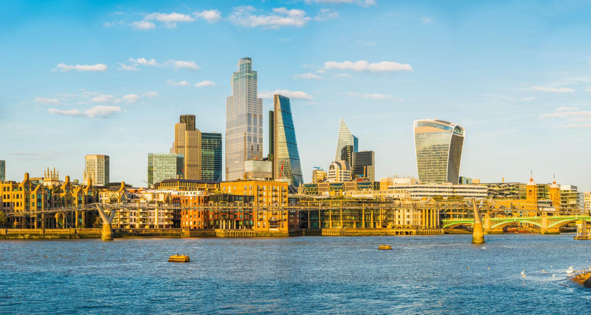 Global investors discussing UK investment climate at London business conference