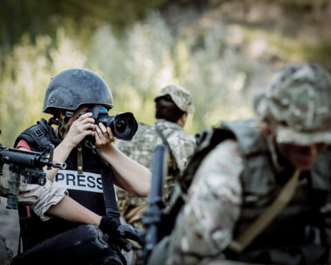 humanitarian law violation investigation scene journalists Lebanon