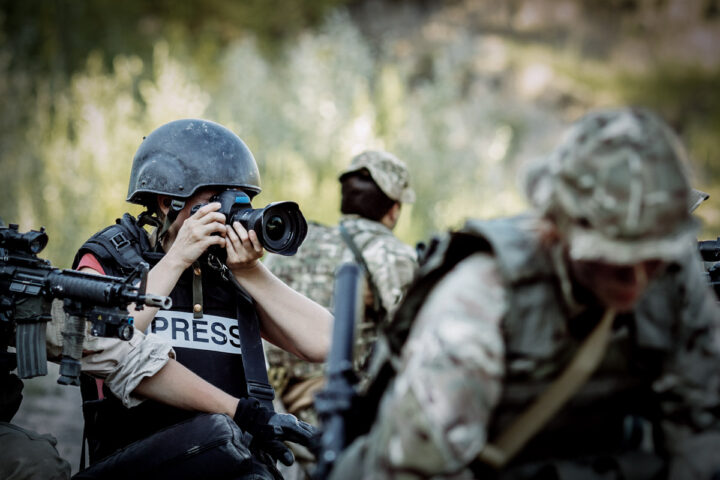 humanitarian law violation investigation scene journalists Lebanon