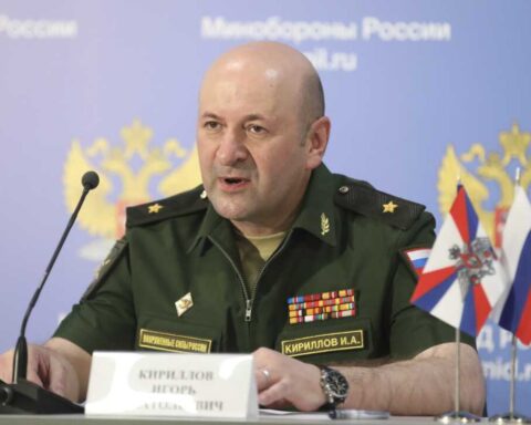 US Russia nuclear weapons treaty discussions as 2026 expiry approaches