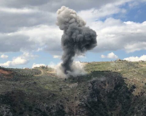 Middle East border clashes showing Israeli soldiers near Lebanon border during active conflict