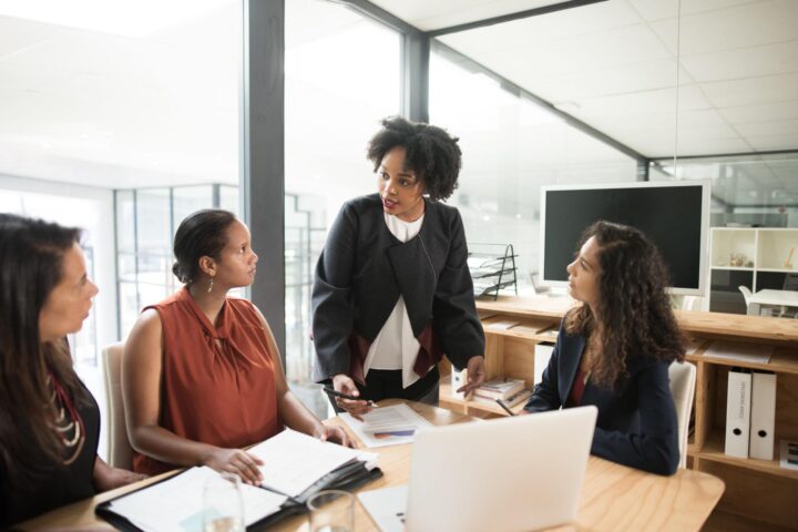 UK AI regulation risks stock market screens with AI trading systems