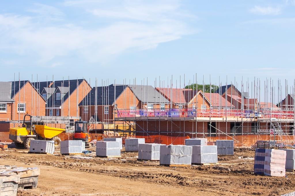 UK construction industry slowdown raises concerns over rising labor and material costs