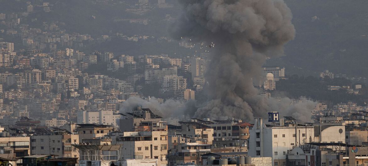 Middle East war risk escalation after airstrikes in southern Lebanon conflict zone 