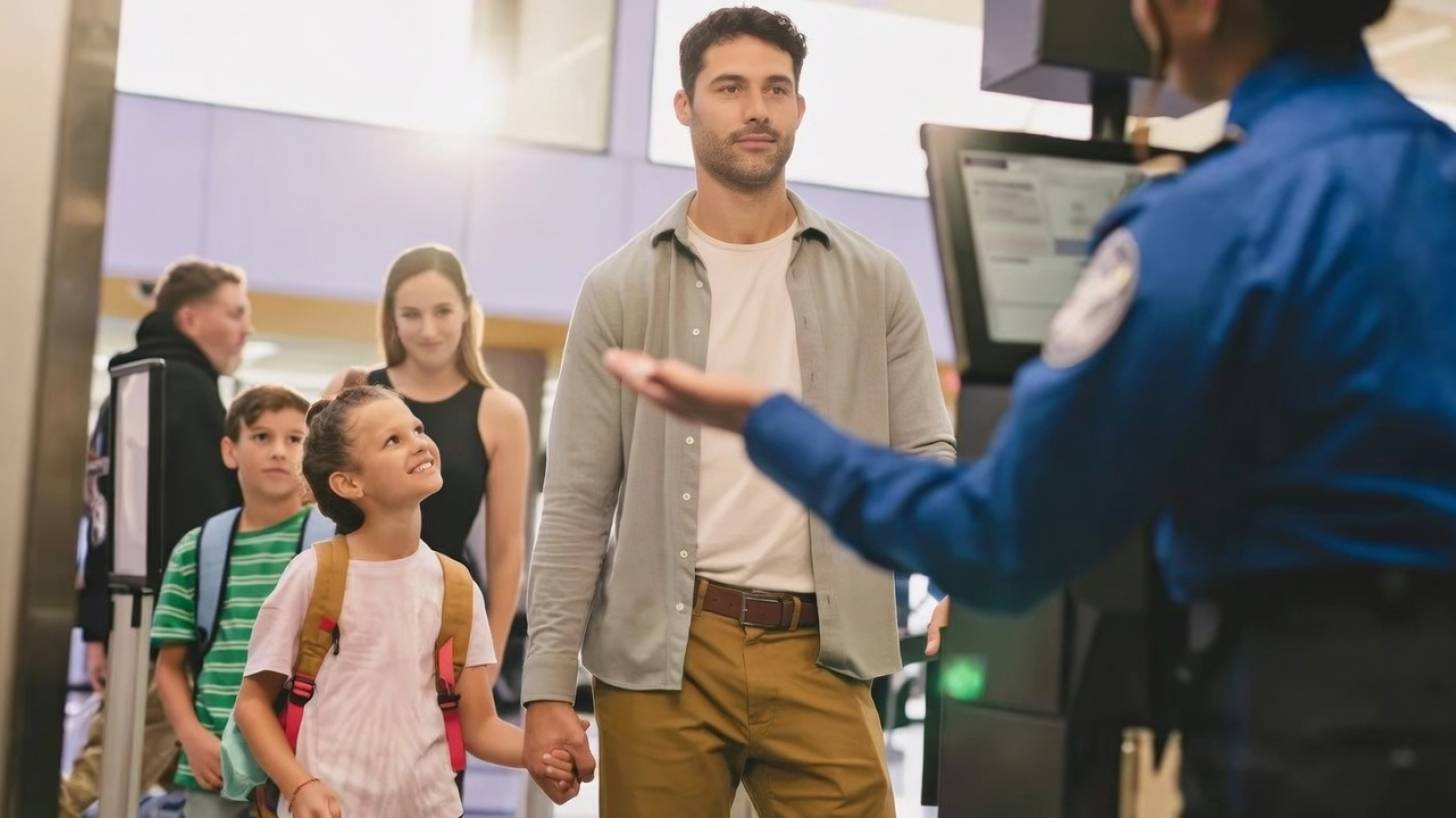 US Security Alert Intensifies Global Vigilance – Washington 2026 2 Increased airport screening procedures after US security alert