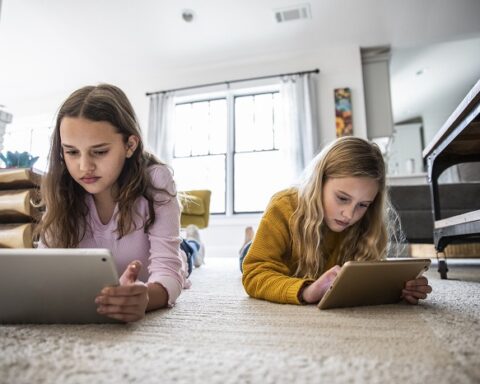 Screen time limits support children online safety