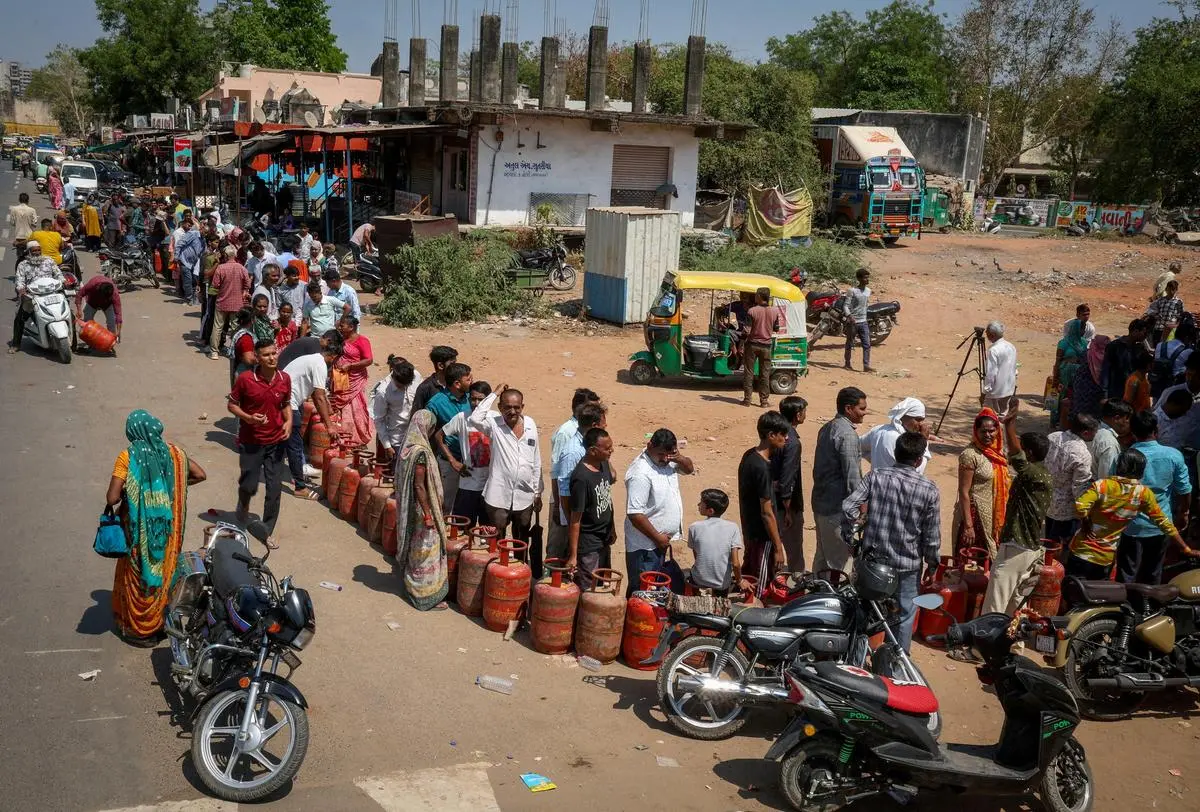 India Reports Long Cooking Gas Queues as Oil Supply Disruptions Grow 4 Global oil tanker delays showing oil supply chain disruption affecting fuel markets