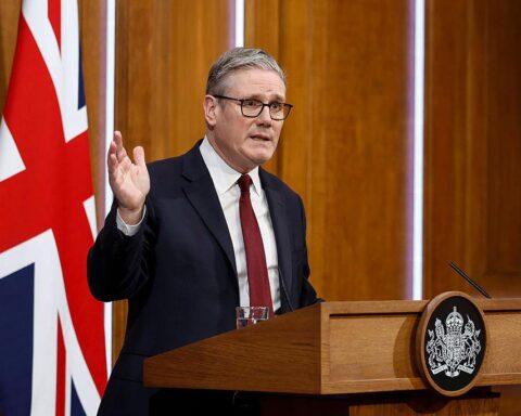 UK Iran tensions update with Starmer leading diplomatic talks on regional crisis