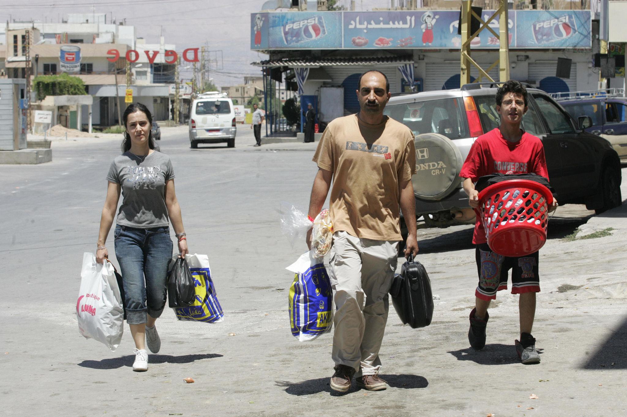 Israel Hezbollah Tensions Escalate as Evacuations Expand Southern Lebanon 2026 3 Israel Hezbollah tensions lead to civilian evacuation in southern Lebanon as residents leave towns in 2026
