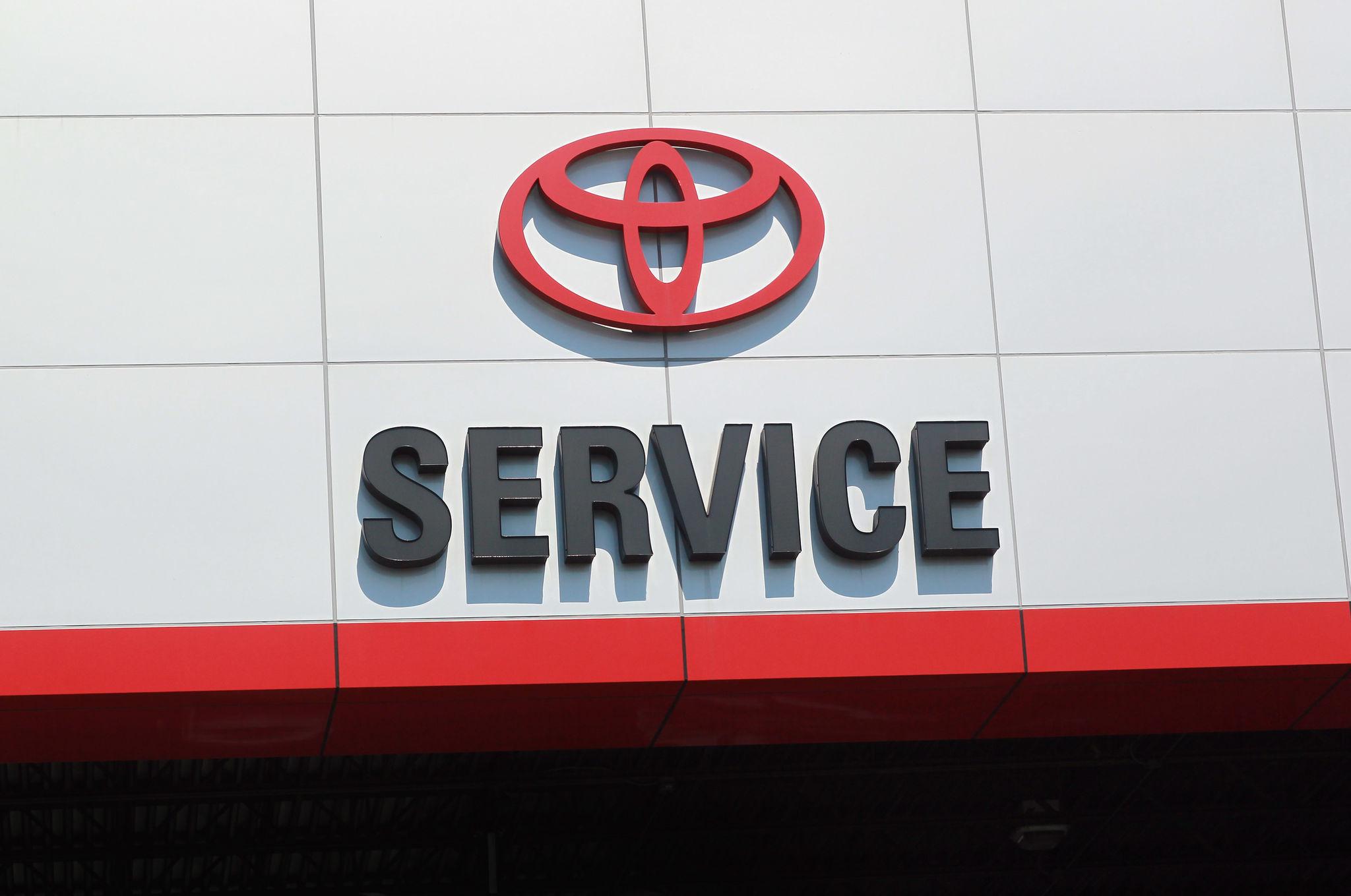 Toyota recall US vehicles caused by rear view camera dashboard malfunction