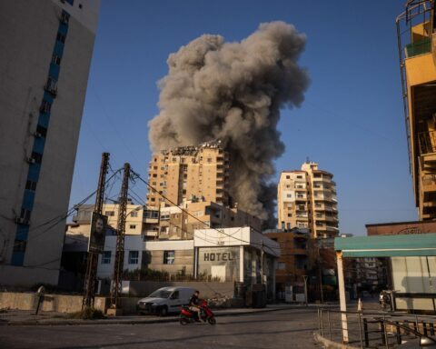 Civilians evacuate homes in Tyre during Lebanon border escalation news crisis