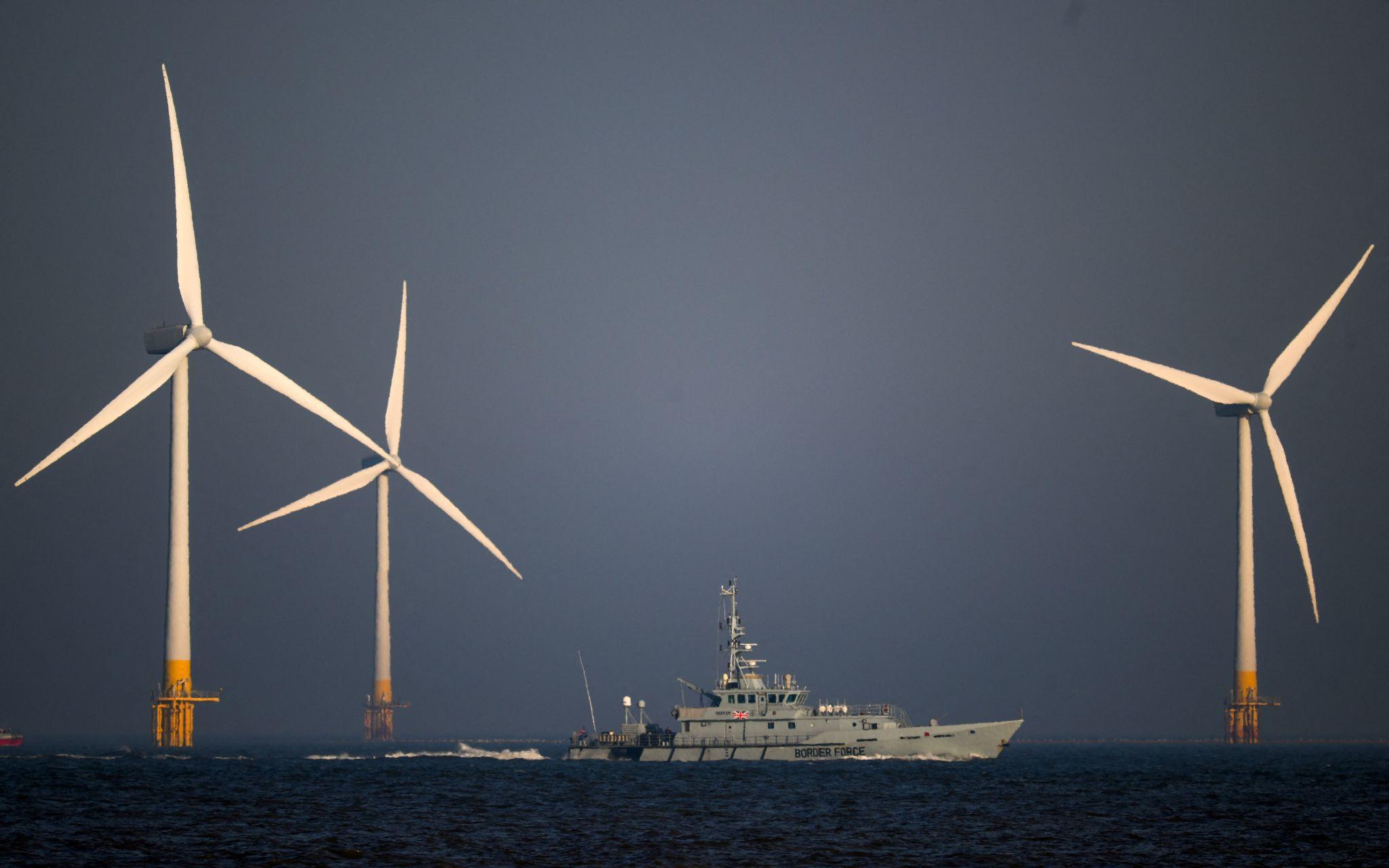 UK Energy Policy Update London Reform Targets Lower Electricity Costs for Consumers 3 UK energy policy update showing electricity grid and power distribution network