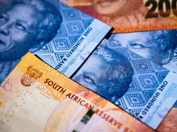 Rand Currency Outlook Signals Volatility as Global Markets React to Middle East Risks Johannesburg 2026 2 Johannesburg skyline showing South Africa financial district and currency markets