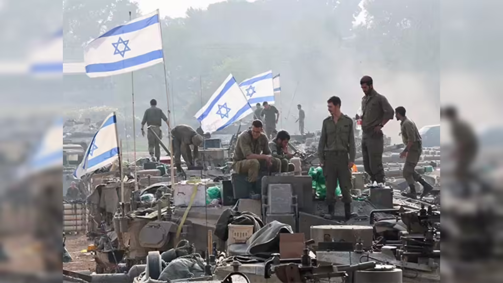 Pentagon Briefing Highlights Operation Epic Fury – Washington 2026 2 Defense officials speaking during Pentagon briefing 2026