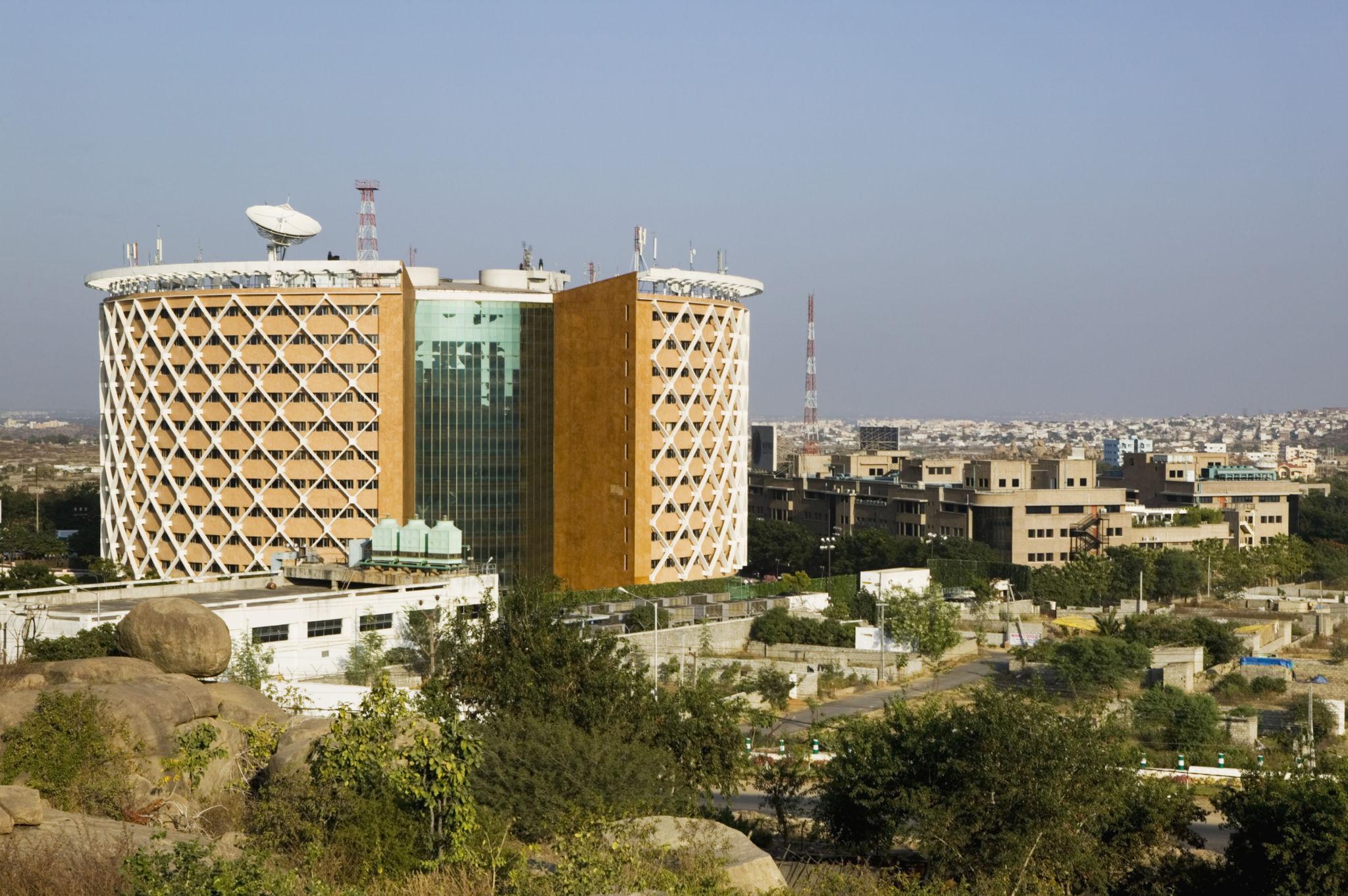 AI Growth India Accelerates Amid Global Tech Shift Bengaluru 2026 2 AI Growth India expansion supported by Hyderabad HITEC City infrastructure