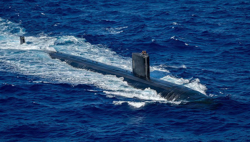 US submarine sinks Iranian warship confirmed in Washington 2026 briefing