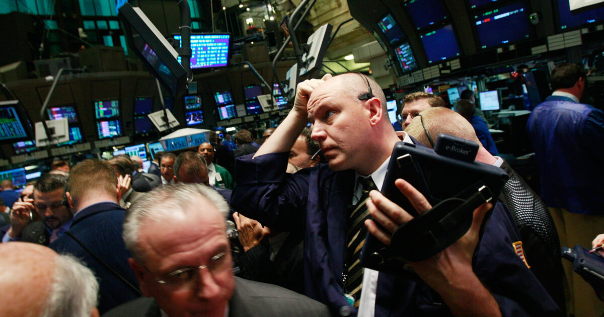 Tech Stocks Decline as Artificial Intelligence Rally Cools and Market Volatility Intensifies New York 2026 3 Market chart with downward trend illustrating tech stocks decline in 2026