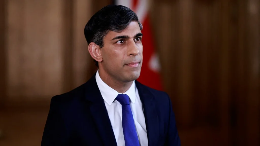 PM Rishi Sunak Encourages Cabinet to Support Key Smoking Ban Initiative