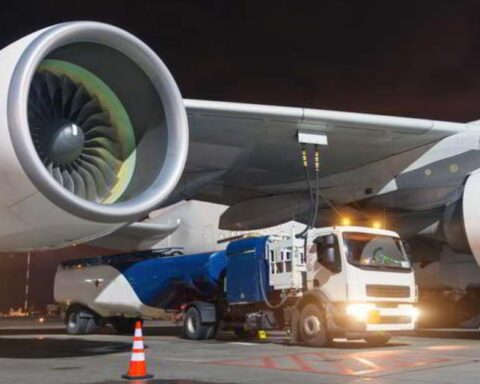Aviation fuel prices affecting French airlines in 2026