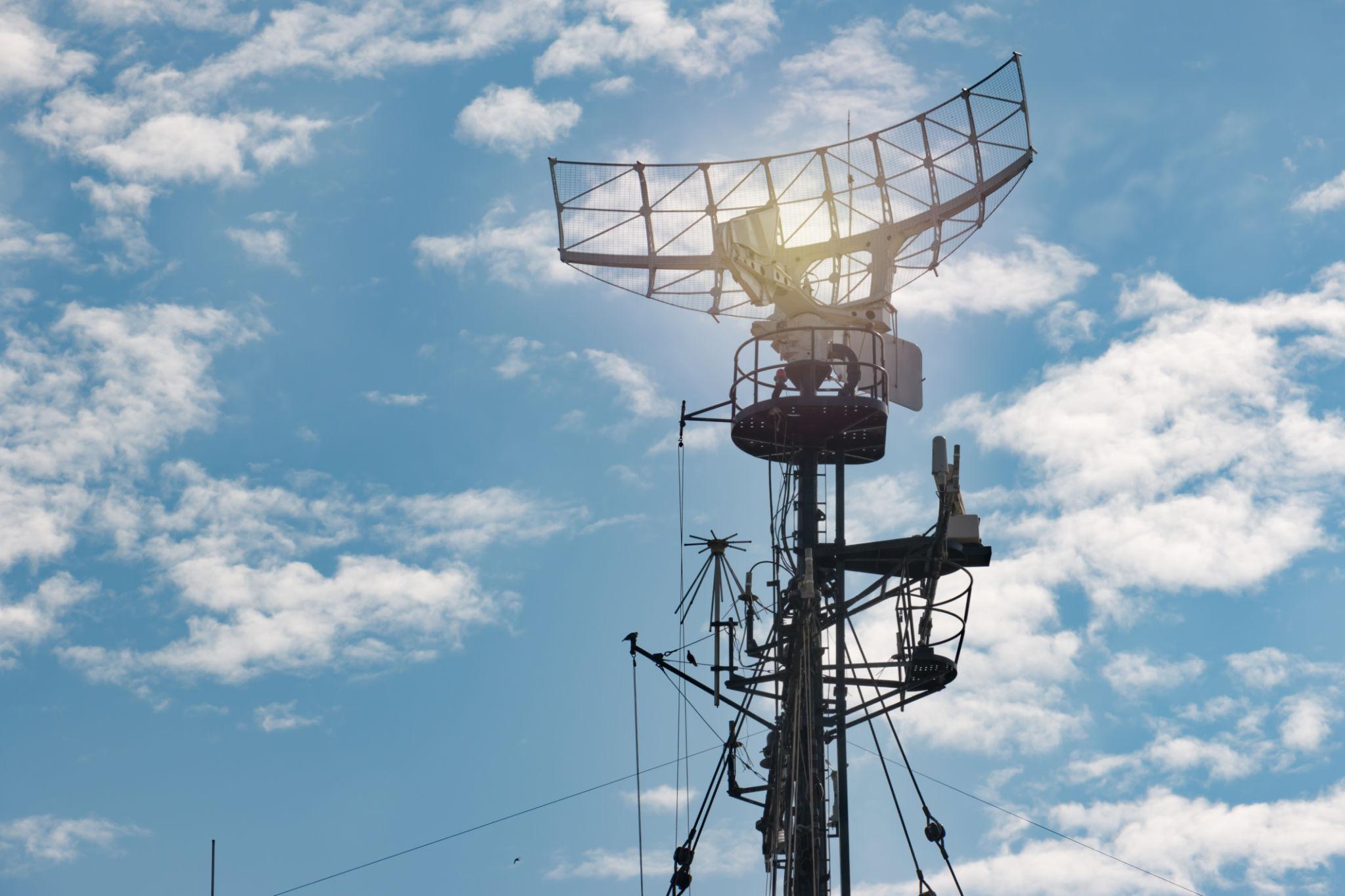 US Iran Naval Tensions Surge as Warship Encounters Raise Risks in Strait of Hormuz 2026 4 US Navy escort mission during US Iran naval tensions update Gulf region