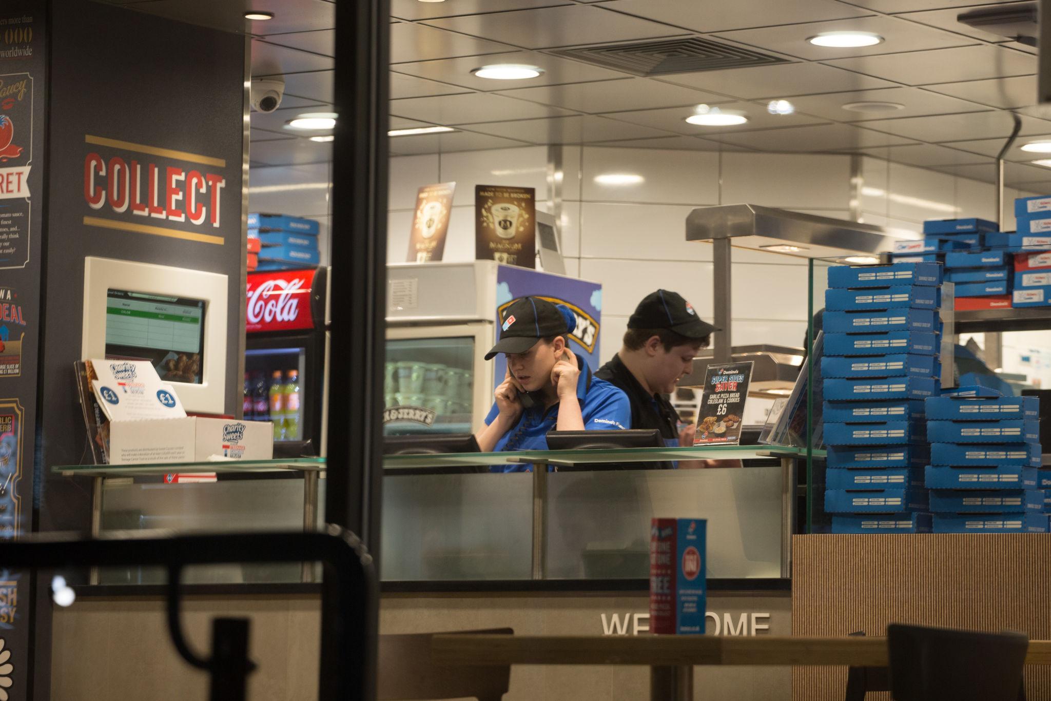 UK Fast Food Sales Increase in London as Domino’s Reports 4.5% Growth Surge 4 customers ordering via app driving UK fast food sales increase