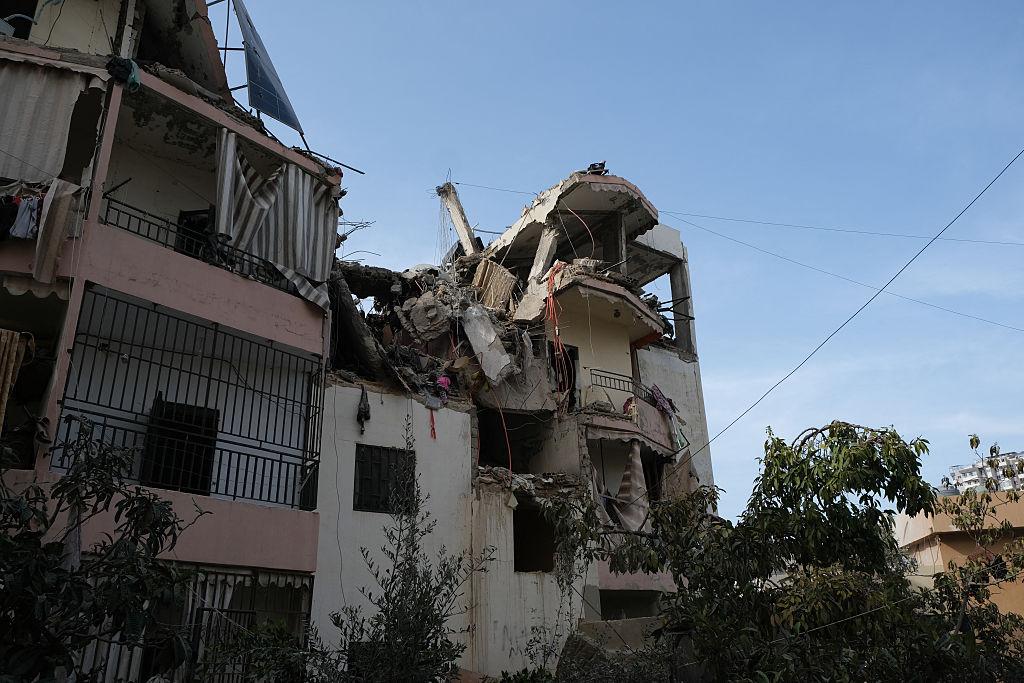 Lebanon Humanitarian Crisis Explodes as Civilians Trapped in War Zone 2026 2 Lebanon humanitarian crisis evacuation of families amid war escalation