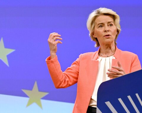 European consumer sentiment crisis leads to lower retail foot traffic in Paris
