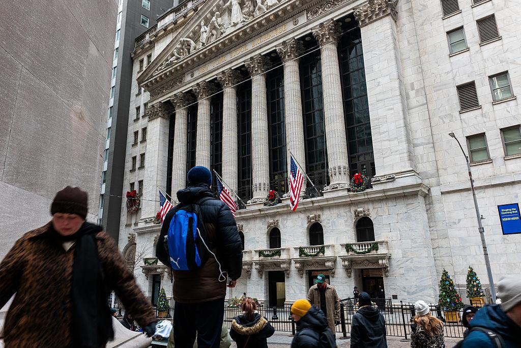 Stock Market Outlook 2026 Highlights Earnings Strength and Global Market Balance New York 2 Stock market outlook 2026 analysis on large digital trading charts