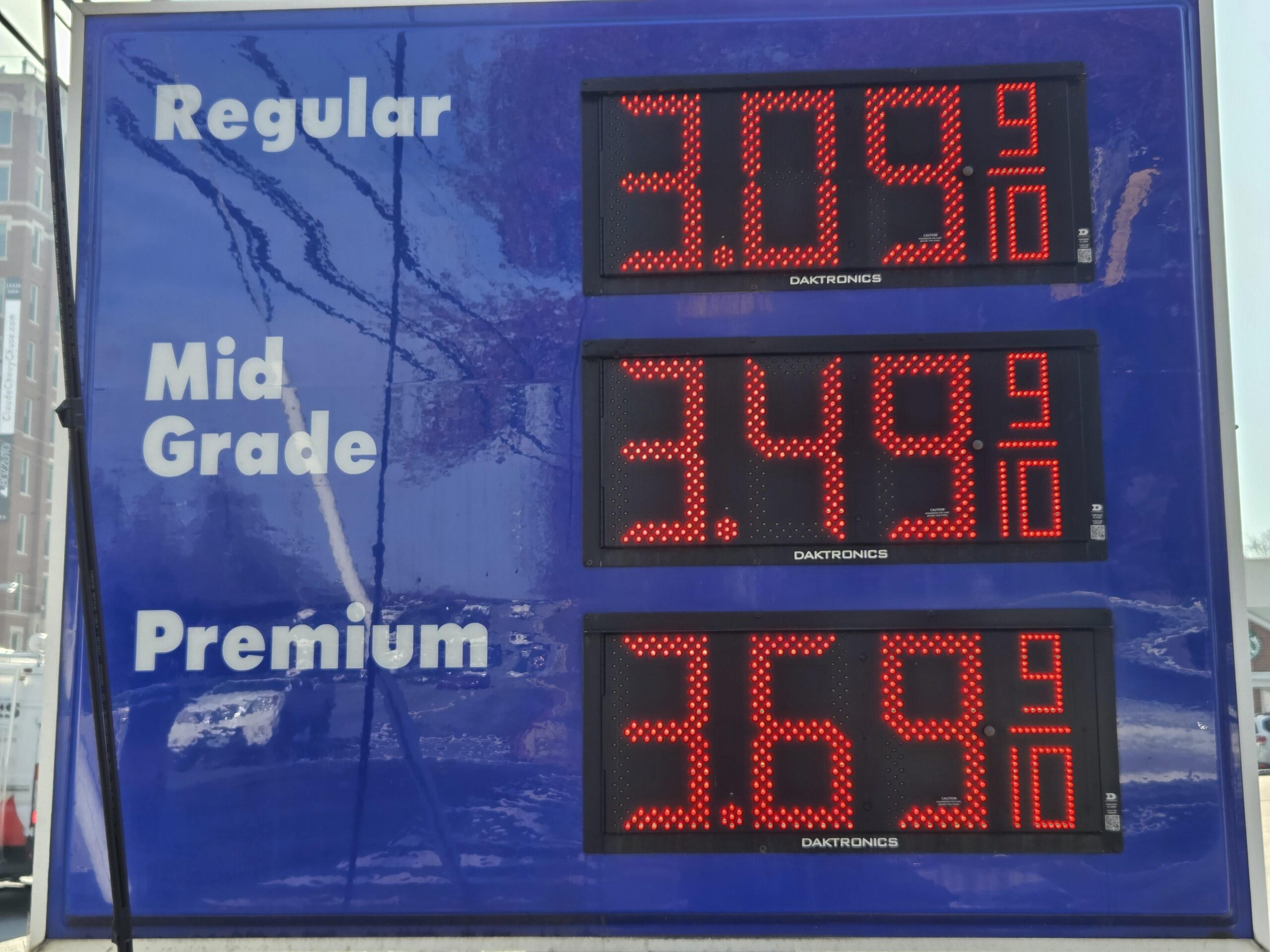 Trump Gas Prices Statement During Middle East Crisis: “If They Rise, They Rise” 3 Gas station sign showing rising fuel prices following Trump gas prices statement